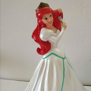 Vintage Wedding Ariel Bank